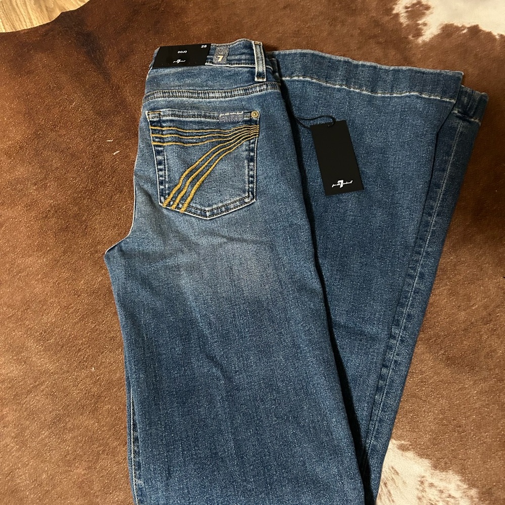7s for All Mankind jeans size 25 inseam 34 retail price is $228